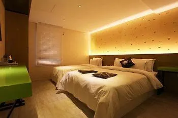 Hotel Cullinan Jeju 3*,
