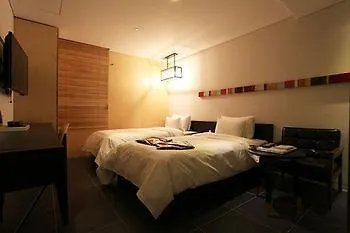 Hotel Cullinan Jeju 3*,